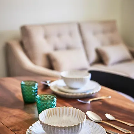 Casa Palacio Reina De Tardajos 호텔 *