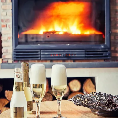 Casa Palacio Reina De Tardajos * 비누에사