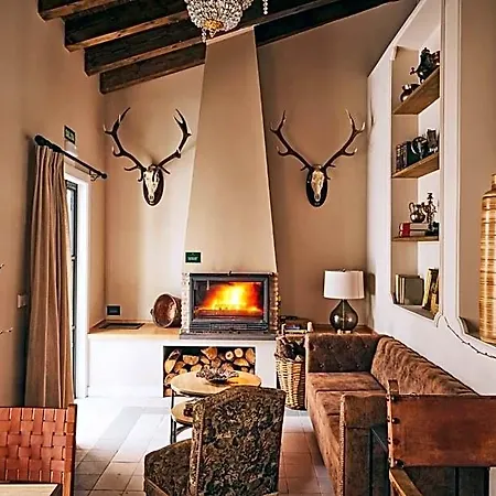 Casa Palacio Reina De Tardajos